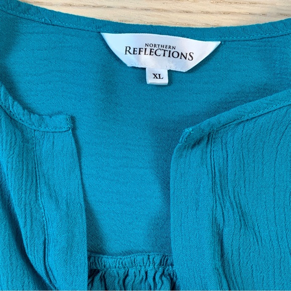 Like new- Peasant Top (XL) - Picture 5 of 6